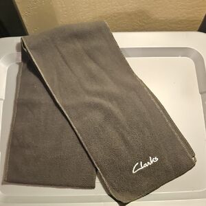 Clarks Signature Green Fleece Scarf with White Logo